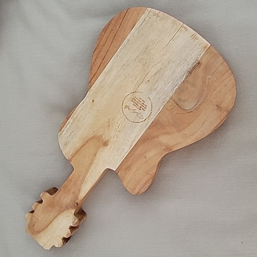 Dolly Parton Guitar-Shaped Acacia Wood Serving Tray - Picture 7 of 16
